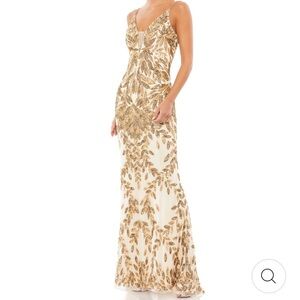 Macduggal size 6 leaf gown